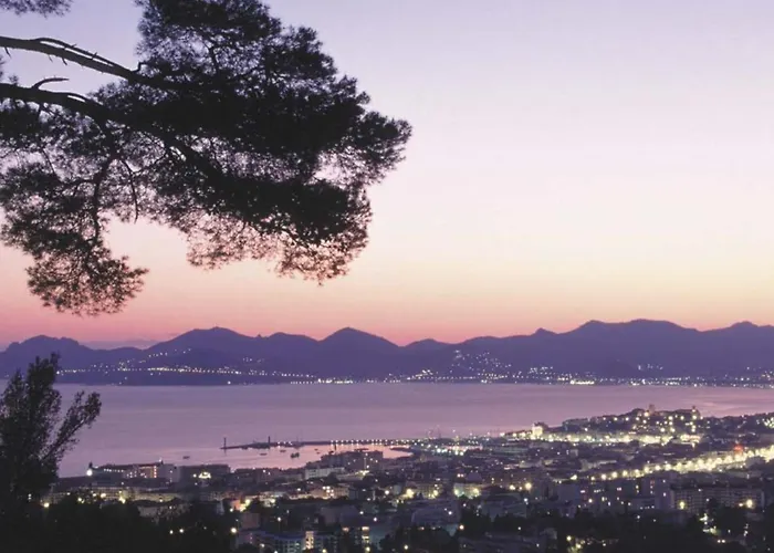 Cg Armenonville White Apartmán *